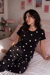 Women's Classic Hearts Pajama Set Timeless & Sweet ⚫🤍 (CNS-056)