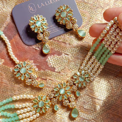 Pearl Charm Fantasy Choker Set CS-43