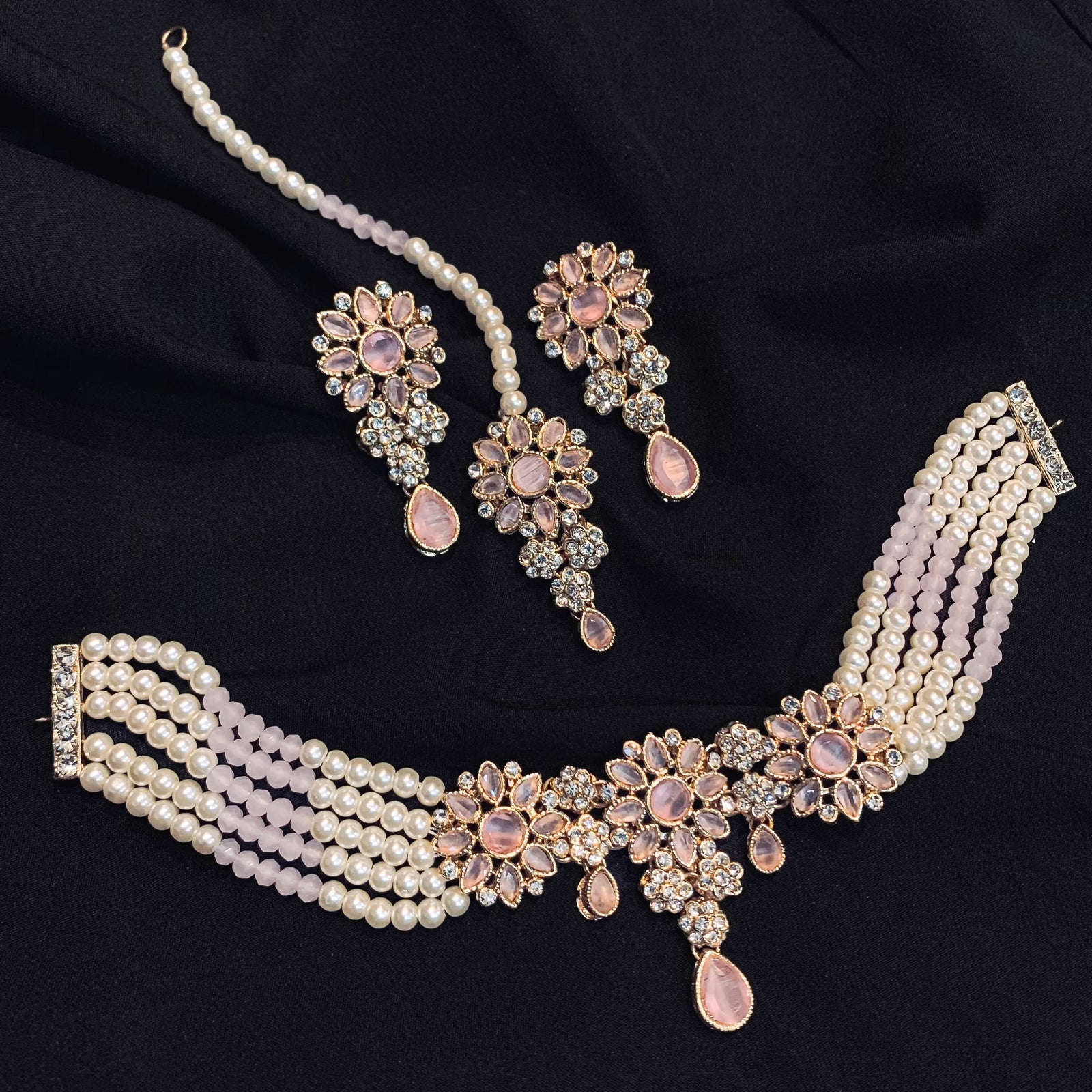 Pearl Charm Fantasy Choker Set CS-43 Chikoo