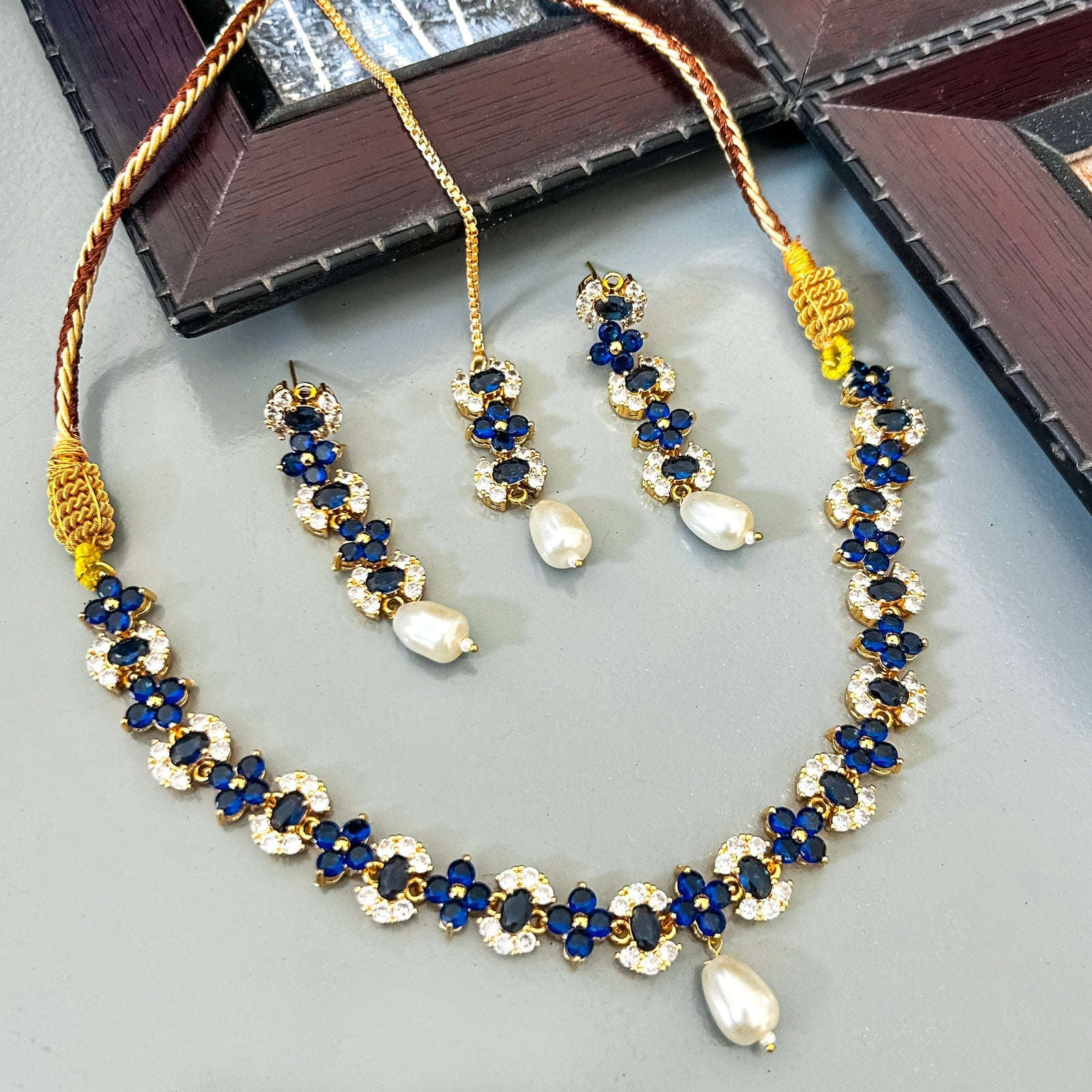 Khushbu Graceful Garden Necklace Set - S-51 Chikoo