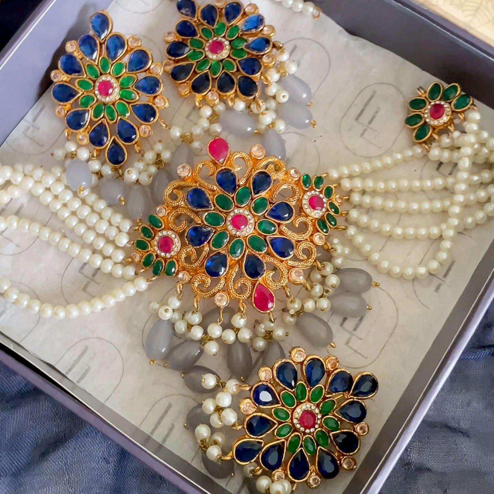 Pearl Zircon Choker Set (CS-01) Chikoo