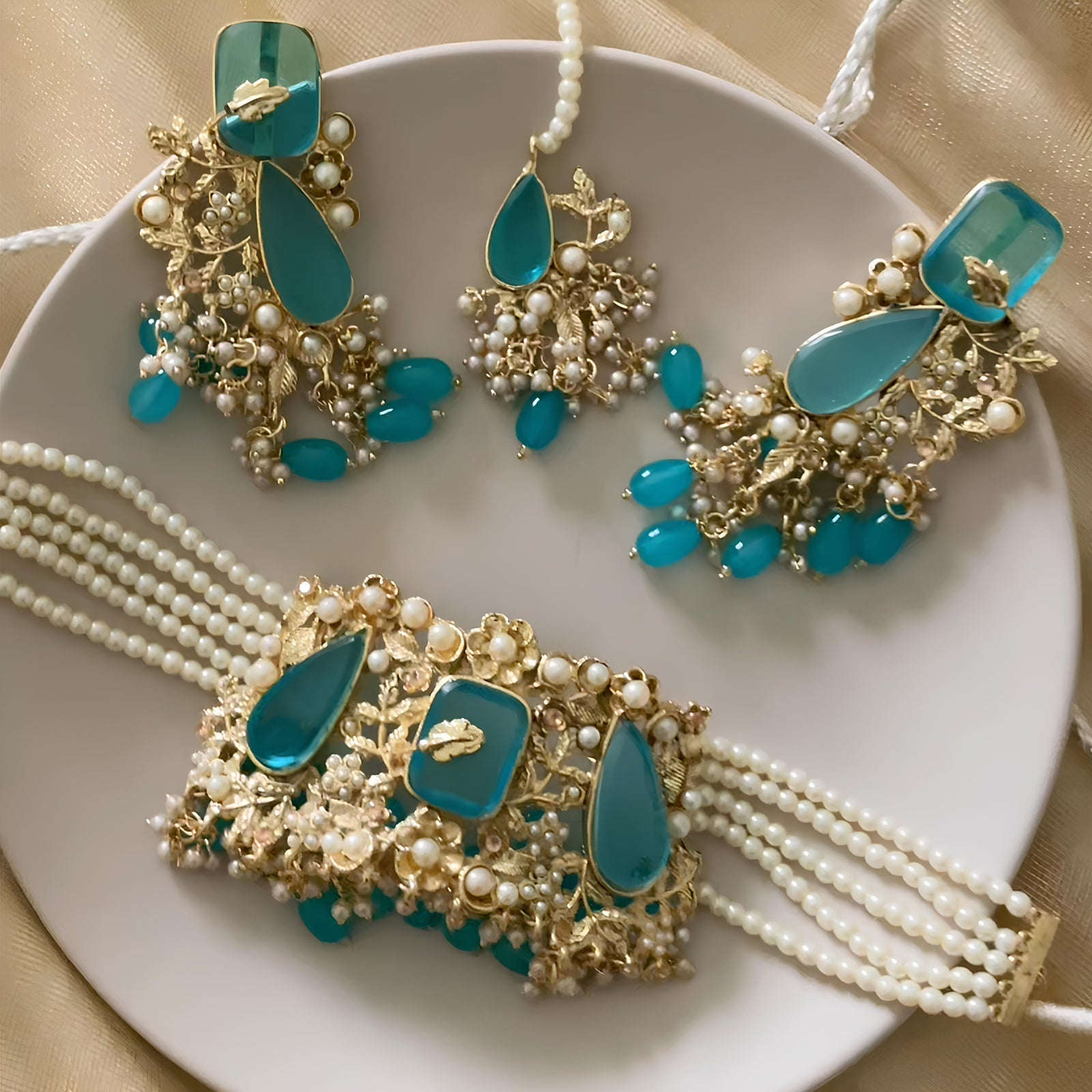 Emerald Pearl Enchantment Choker Set - (CS-08) Chikoo