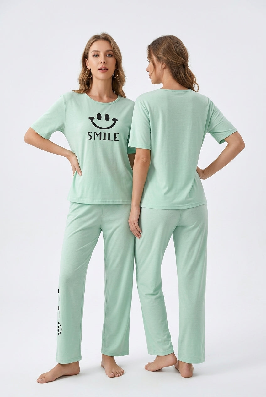 Women's Smiley Face Smile PJs Set 😊✨