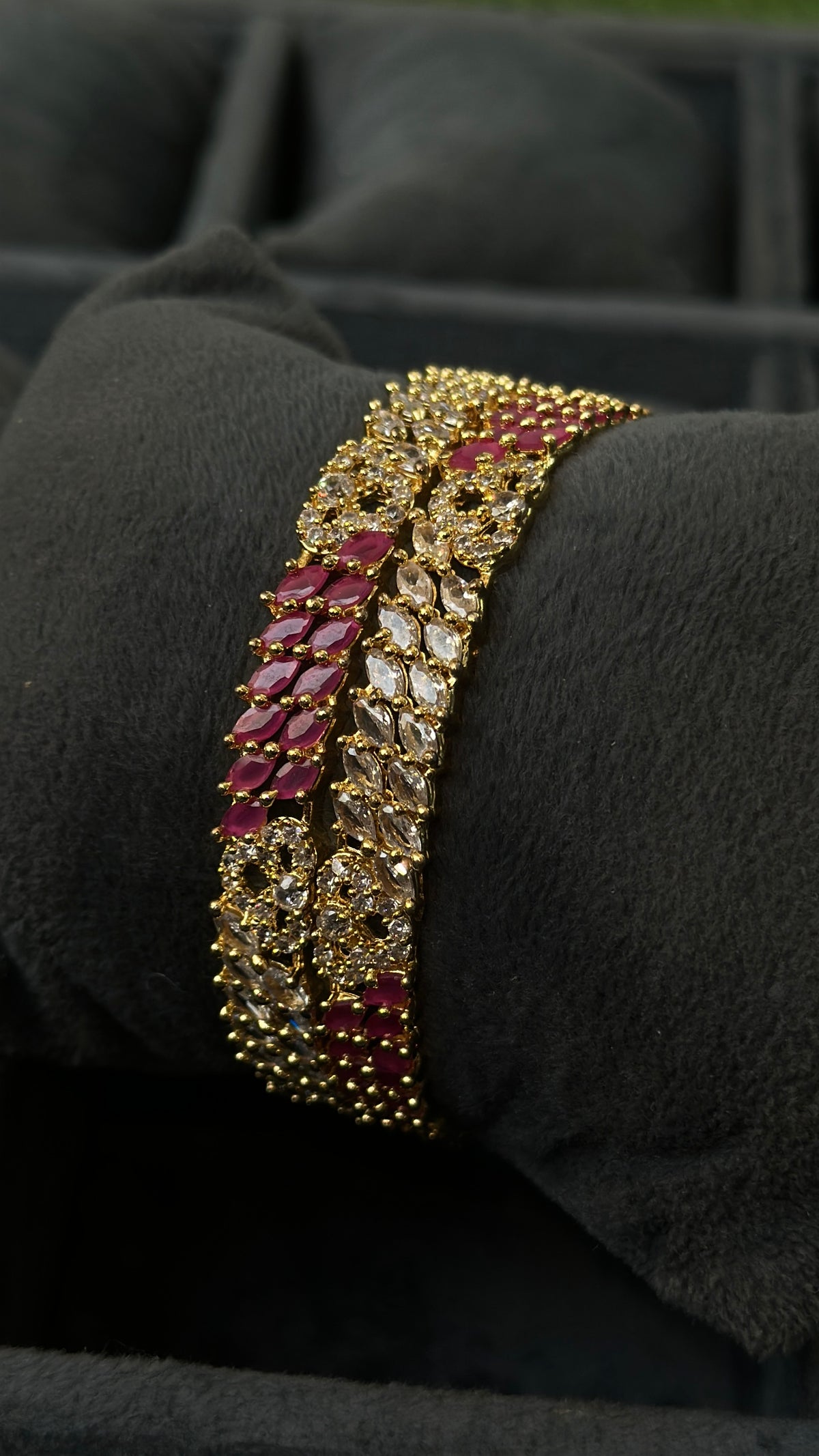 Mah e Nur Royal Pearl & Crystals Bangles - Chi-40