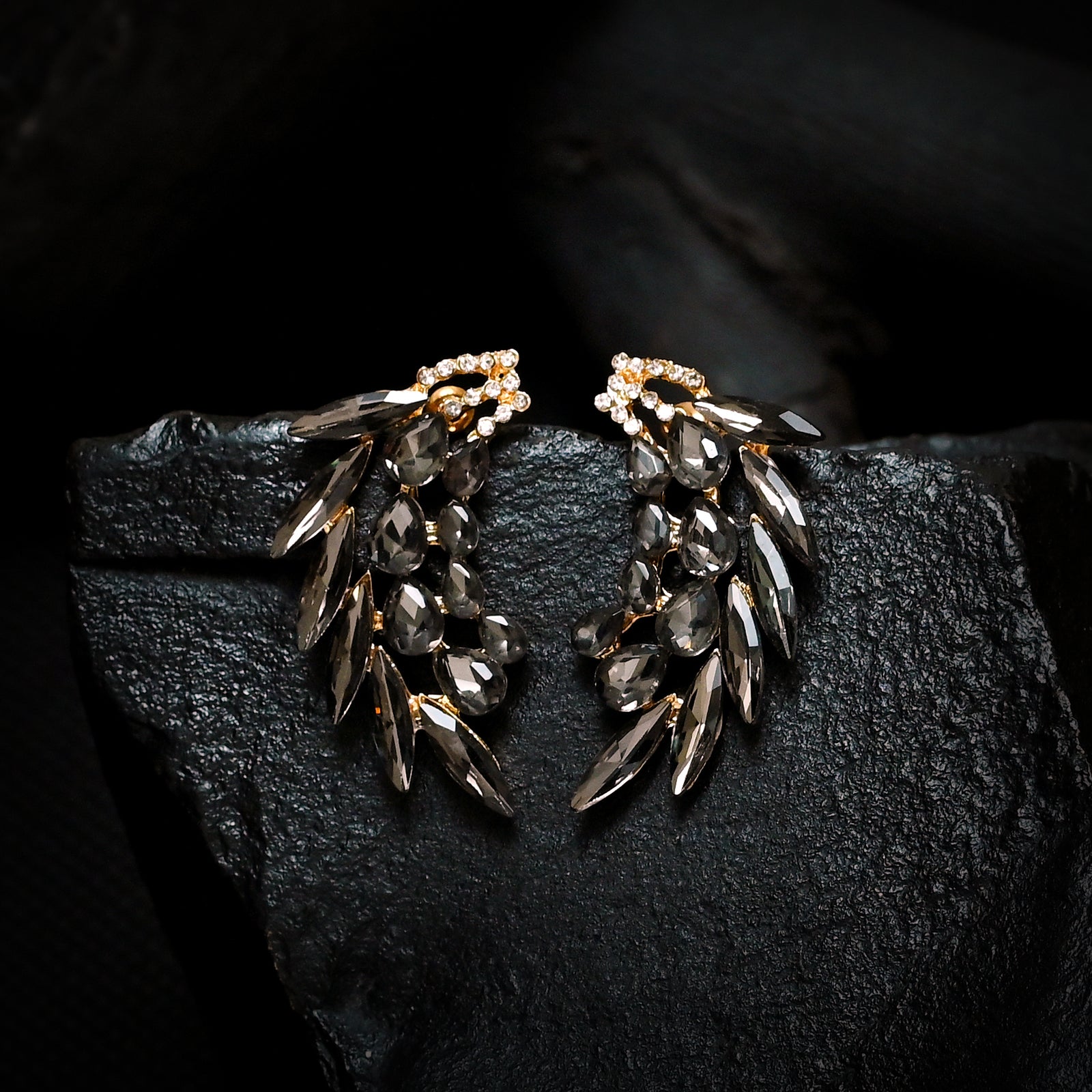 Wing Of Elegance Earrings (CR-02)